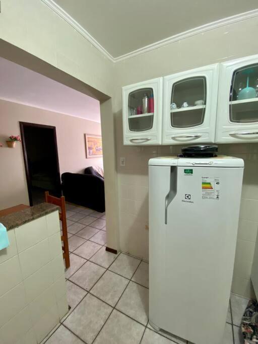 Apartamento Apto23 Perola - Nº 201 - A 150m Grande *
